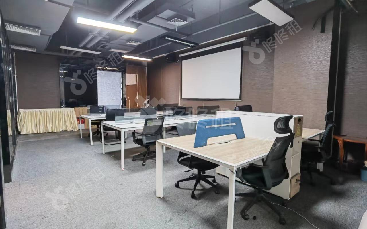 T-PARK深港影视创意园_370平_精装_办公室开间