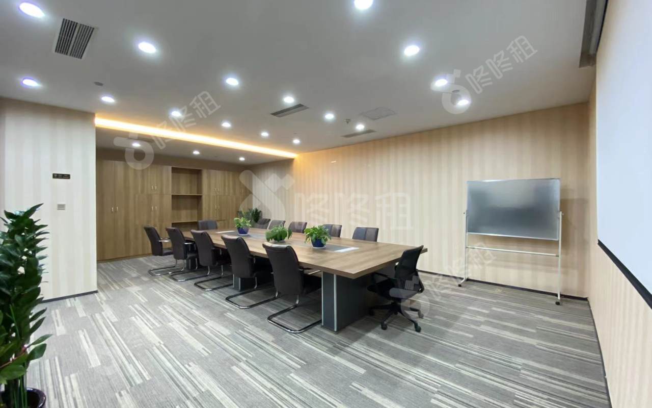 中洲大厦_672.18平_精装_办公室隔间