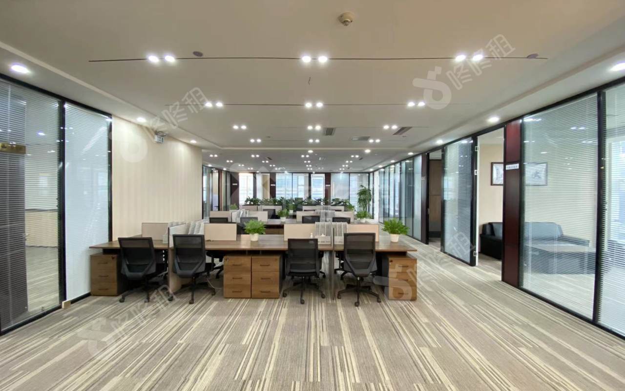 中洲大厦_672.18平_精装_办公室开间