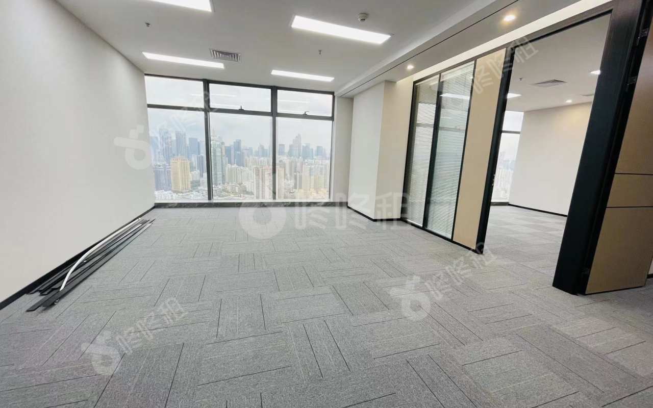 绿景红树湾壹号_188平_精装_办公室开间