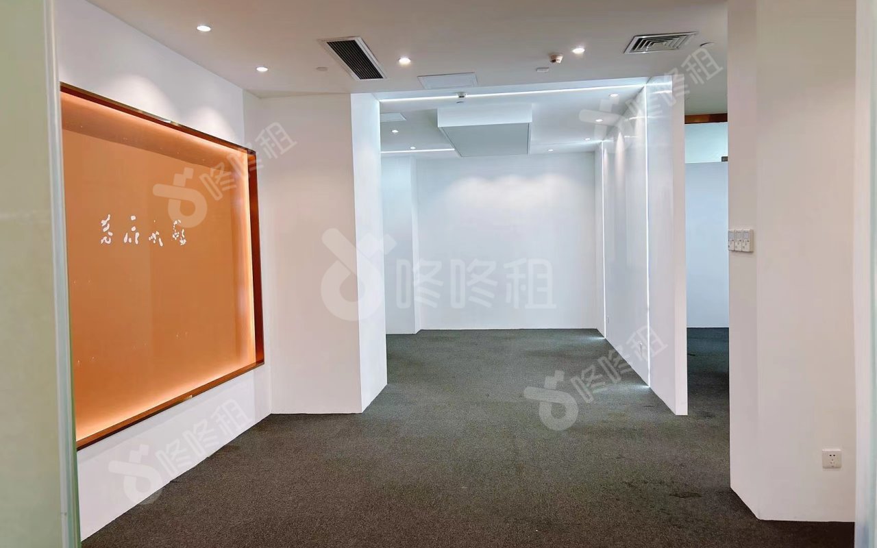 鸿荣源·环智中心_255.31平_精装_办公室开间