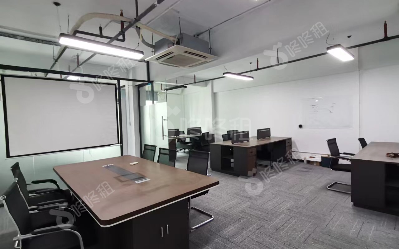 南山云谷二期_178平_精装_办公室开间