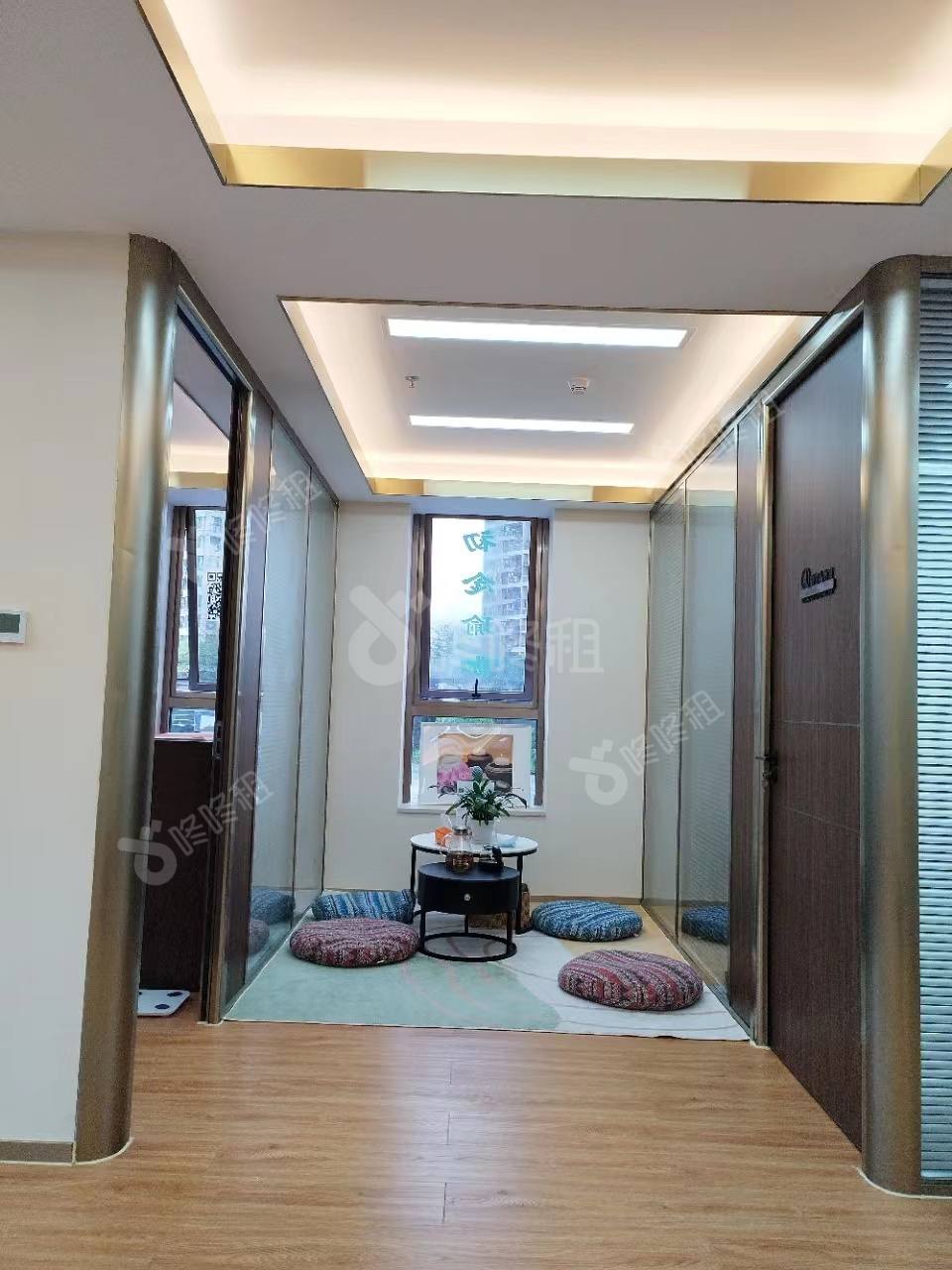 致远大厦_310平_精装_办公室开间