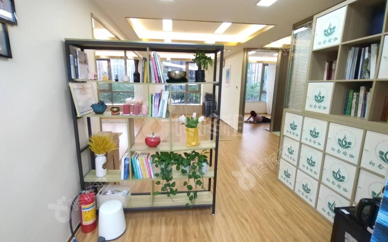 致远大厦_310平_精装_办公室开间