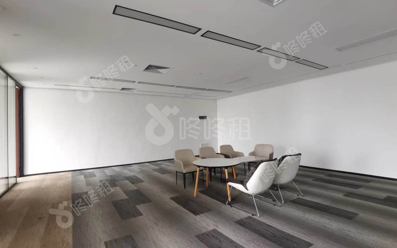 恒邦置地大厦_535平_精装_办公室开间