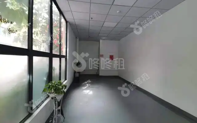 U8智造产业园_2160.1平_简装_办公室房源出租