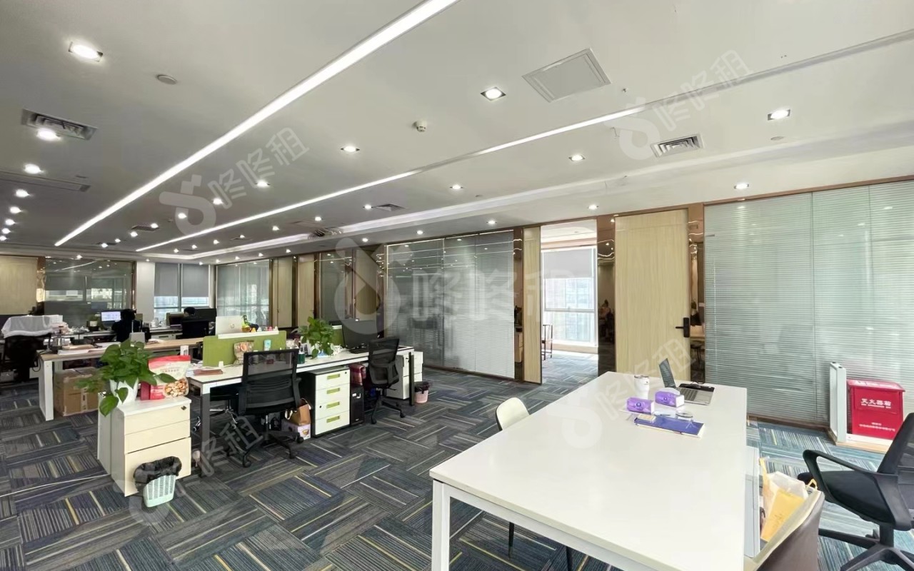 国信投资大厦（风华科技大厦）_375平_豪装_办公室开间
