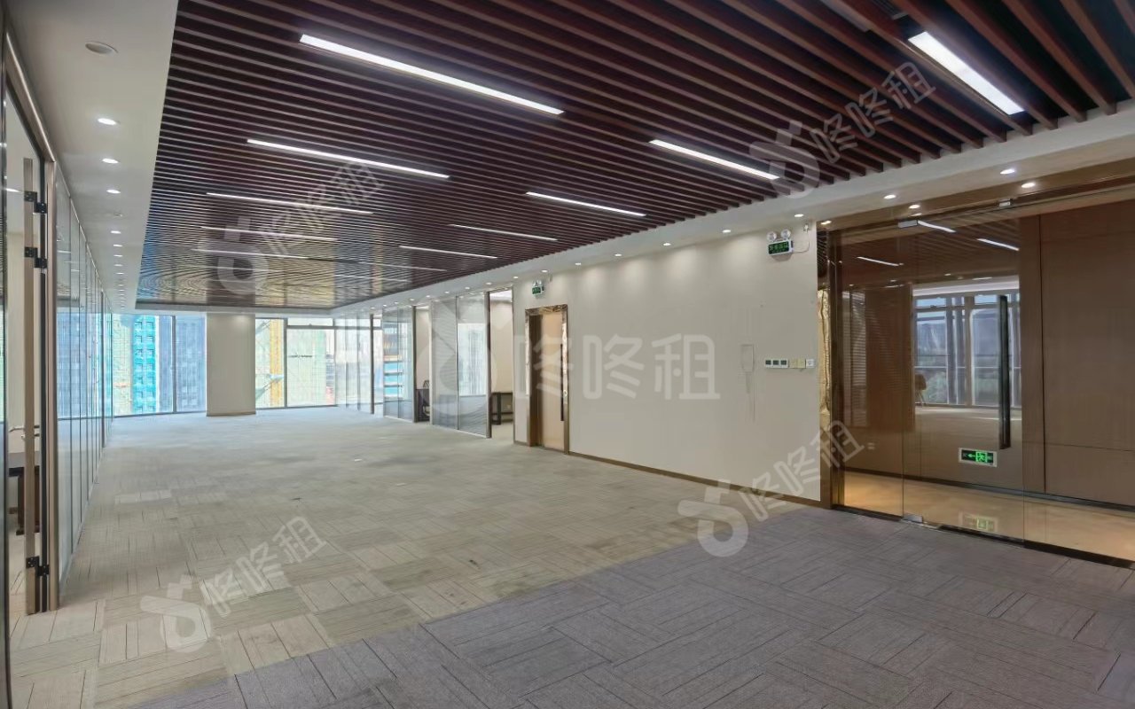 卓越前海壹号_420.1平_精装_办公室开间