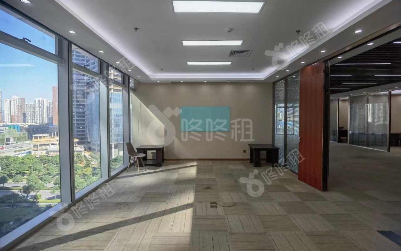 卓越前海壹号_420.1平_精装_办公室隔间