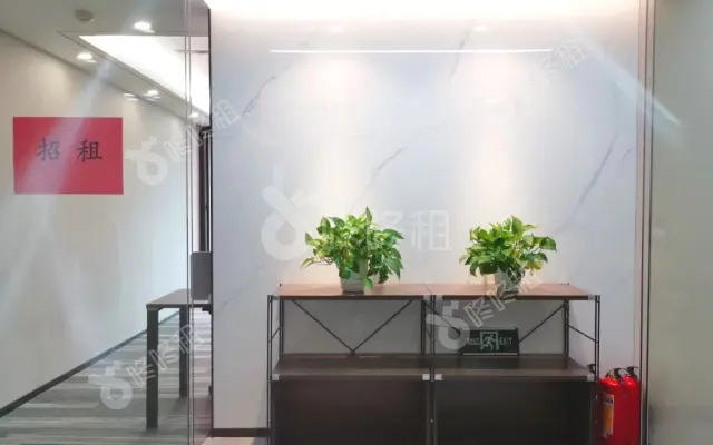 荣超经贸中心_100平米_豪装_办公室房源出租