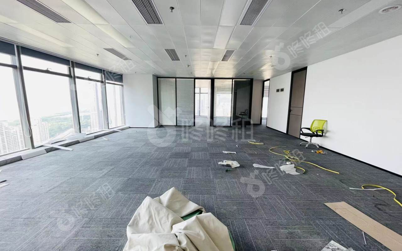 绿景红树湾壹号_360平_精装_办公室开间