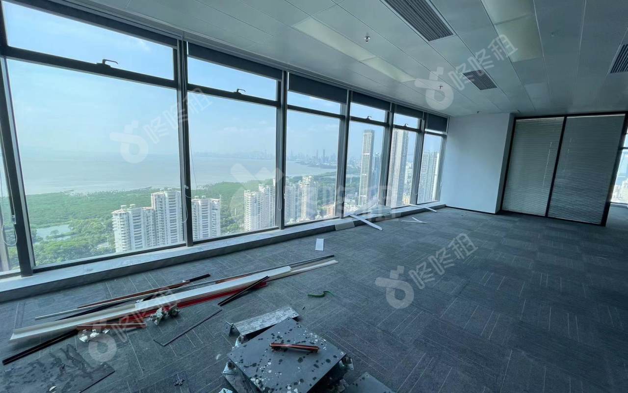 绿景红树湾壹号_360平_精装_办公室开间