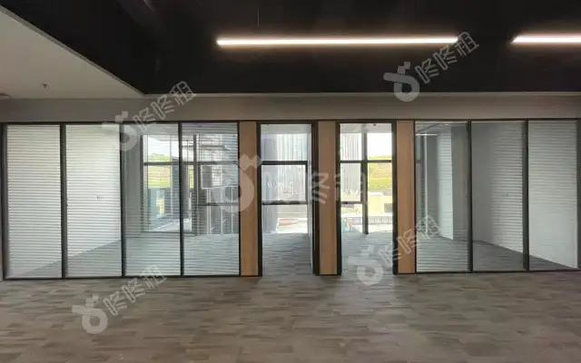 乐荟中心_132平米_豪装_办公室房源出租