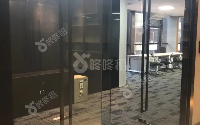 鸿隆世纪广场_356平_豪装_办公室房源出租