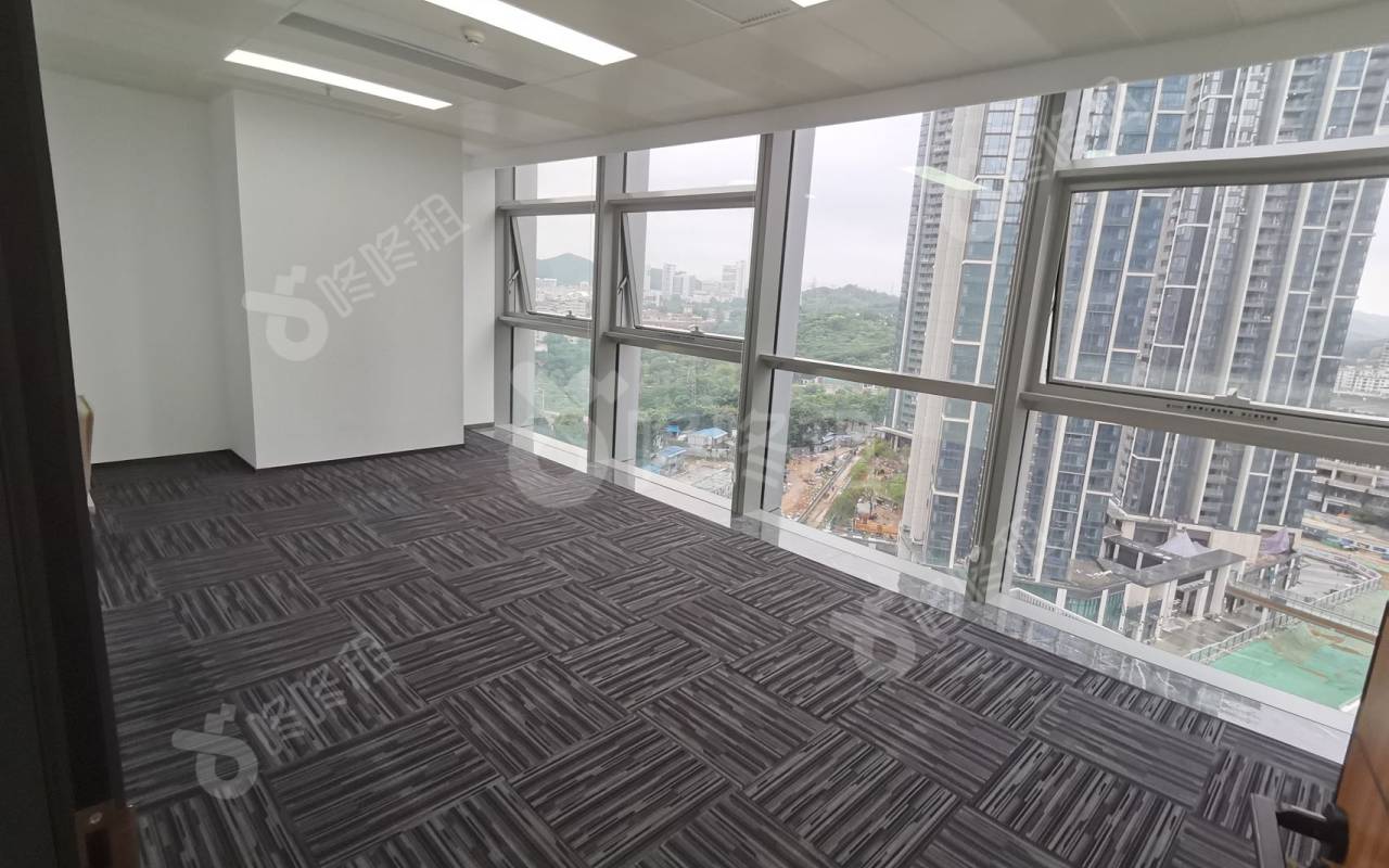 众冠时代广场_242平_精装_前台