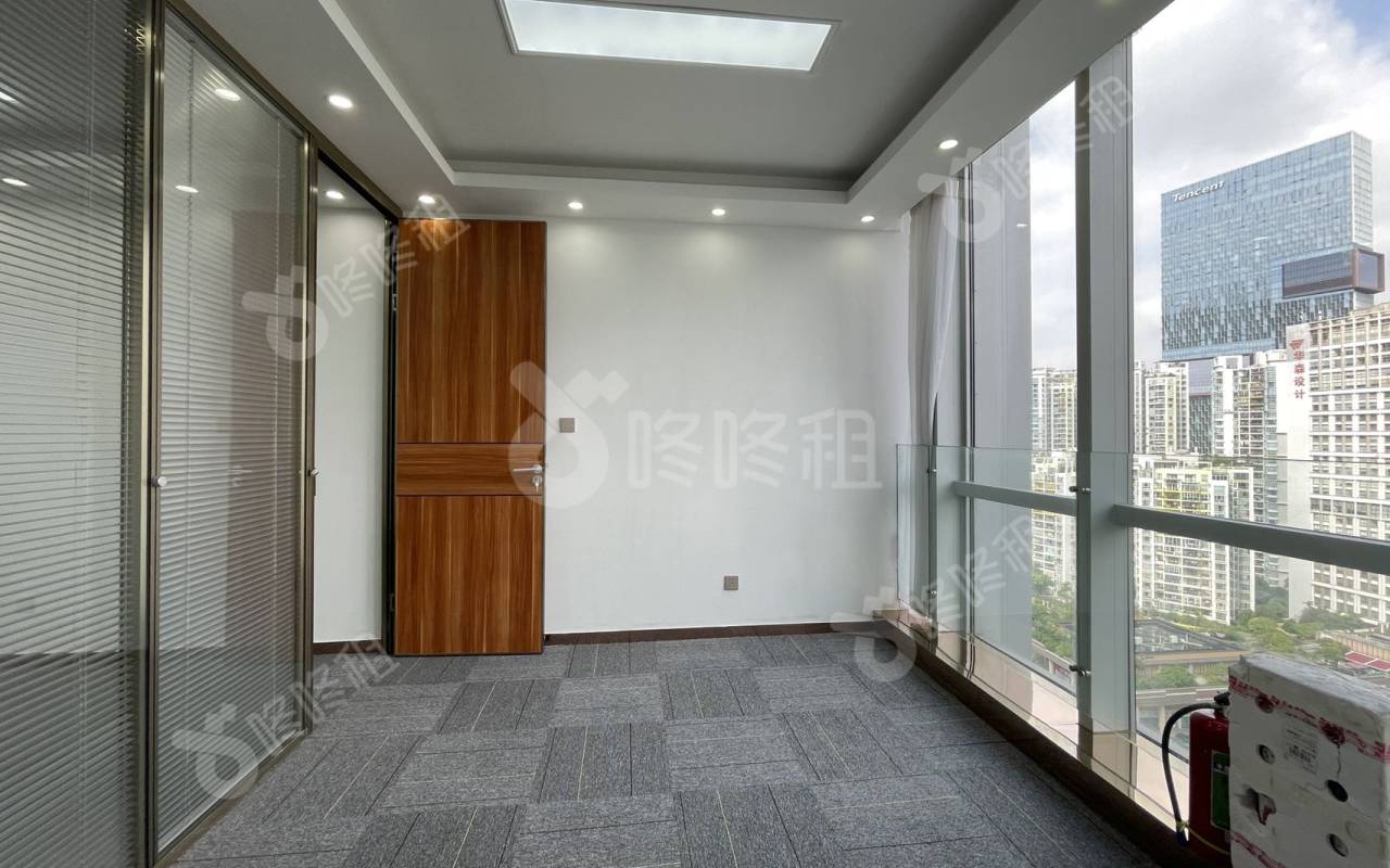 西海岸大厦_98平_精装_前台