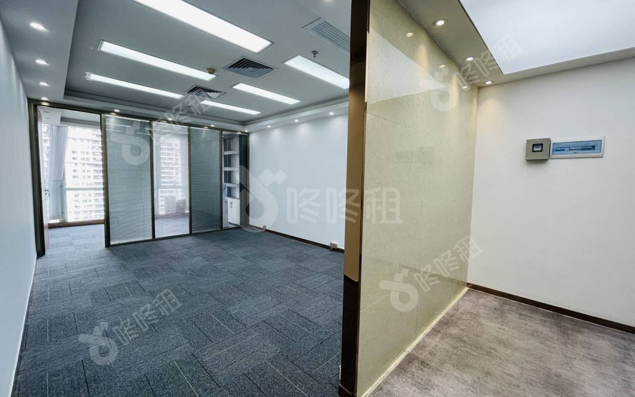 西海岸大厦_98平_精装_前台