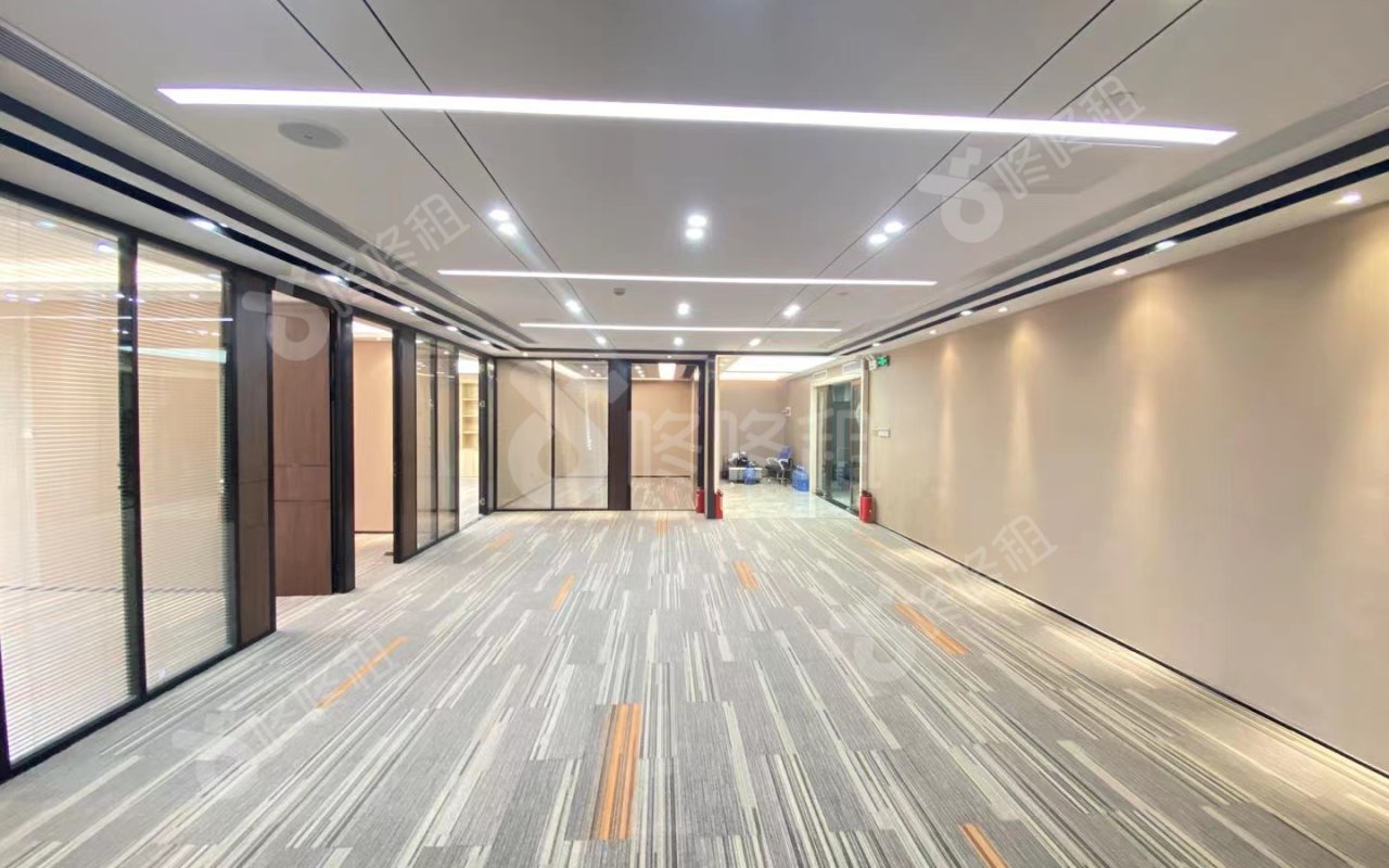 国际商会大厦_328平_精装_办公室开间