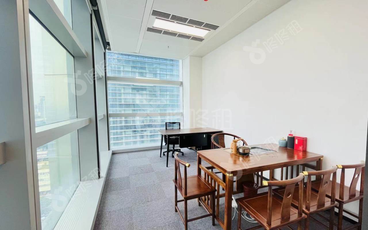 恒明珠金融大厦_262平_精装_办公室隔间