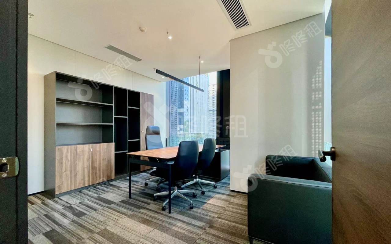 天珑移动大厦_365平_精装_办公室隔间