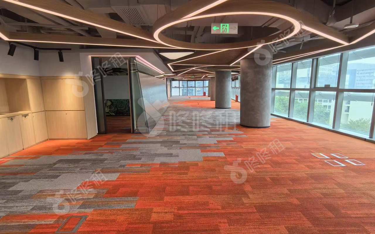 微软科通大厦_2468.71平_精装_办公室开间