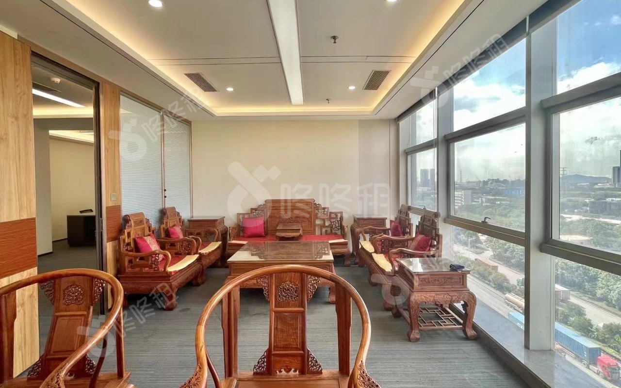 冠华大厦_552平_精装_办公室隔间