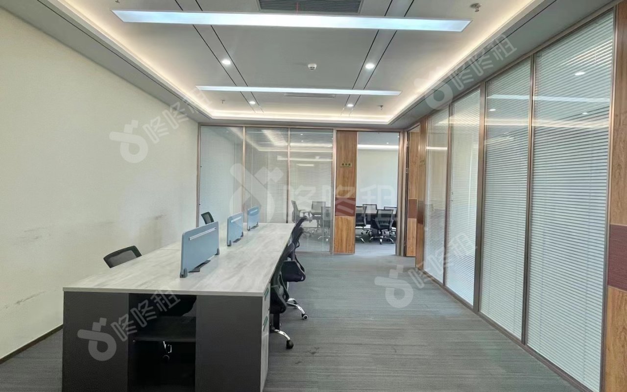 冠华大厦_552平_精装_办公室开间