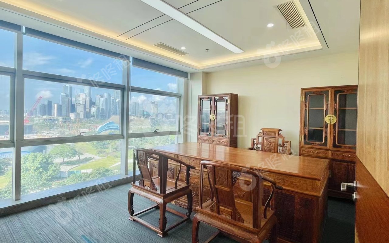 冠华大厦_552平_精装_办公室隔间