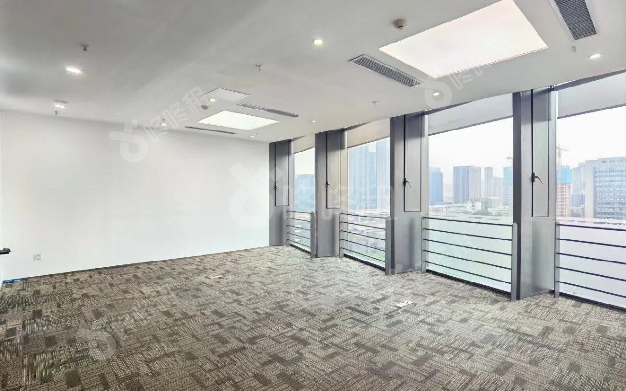 劲嘉科技大厦_841平_精装_办公室隔间