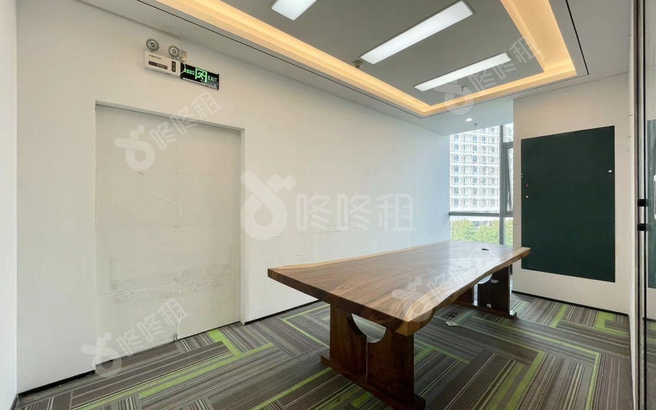 西北工业大学（深圳三航科技大厦）_290平_精装_办公室隔间