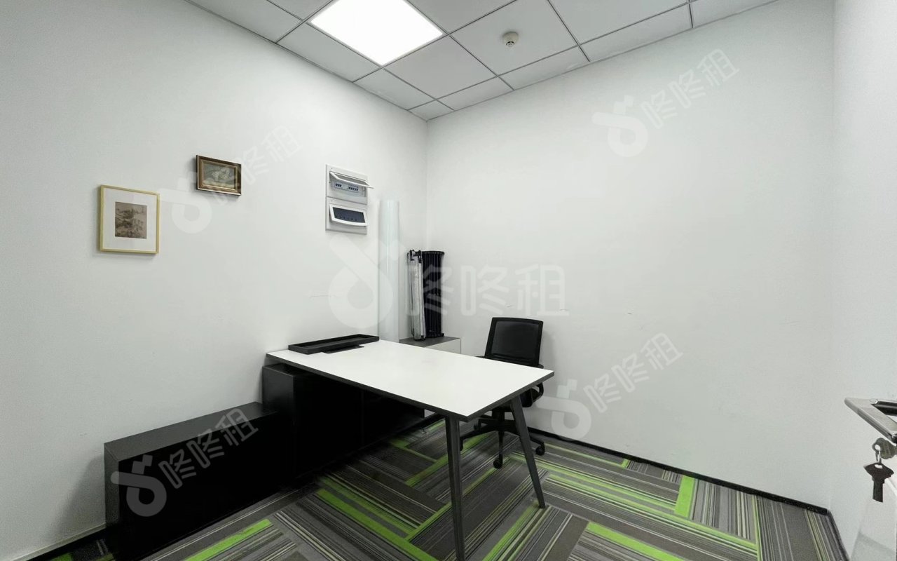 西北工业大学（深圳三航科技大厦）_290平_精装_办公室隔间