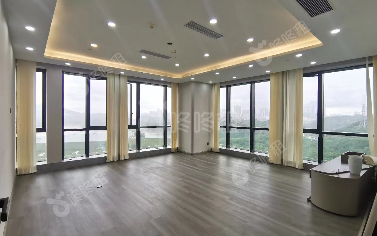 京基御景峯大厦_821平_精装_办公室隔间