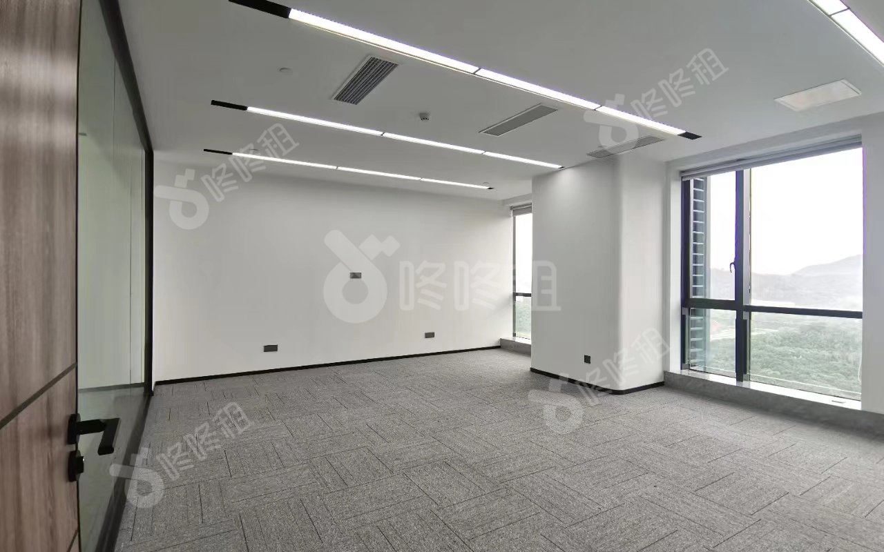 京基御景峯大厦_821平_精装_办公室隔间