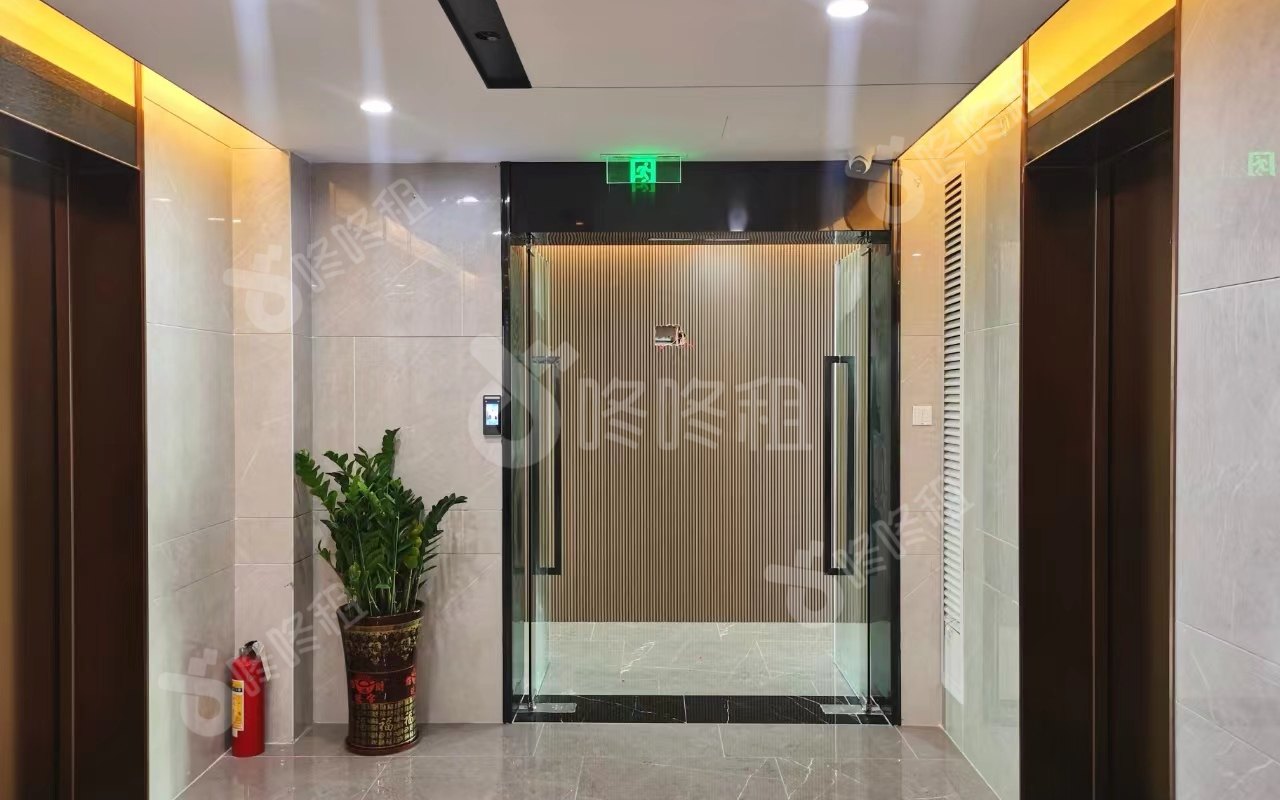 京基御景峯大厦_821平_精装_前台