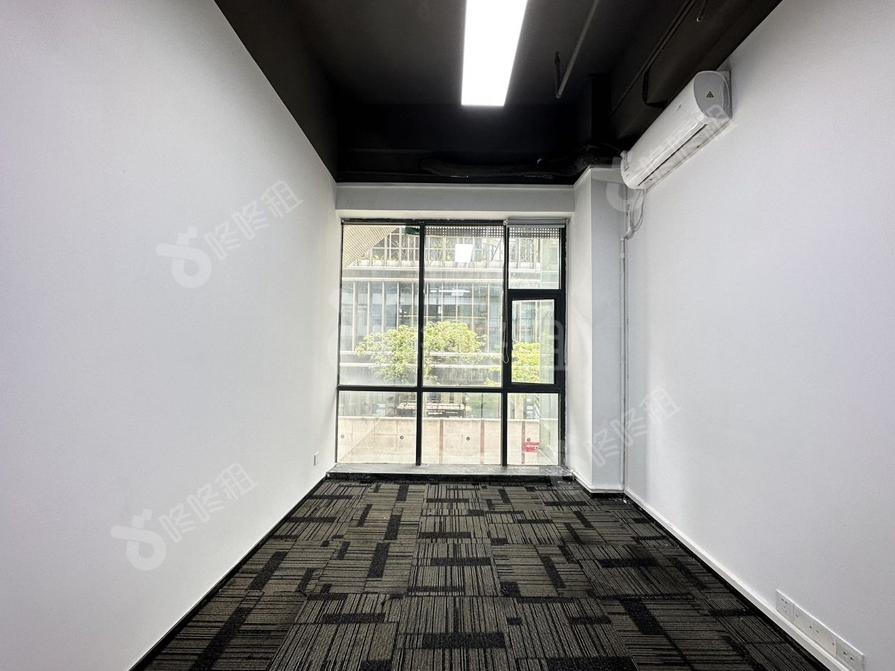 宗泰未来城_161平_精装_办公室隔间