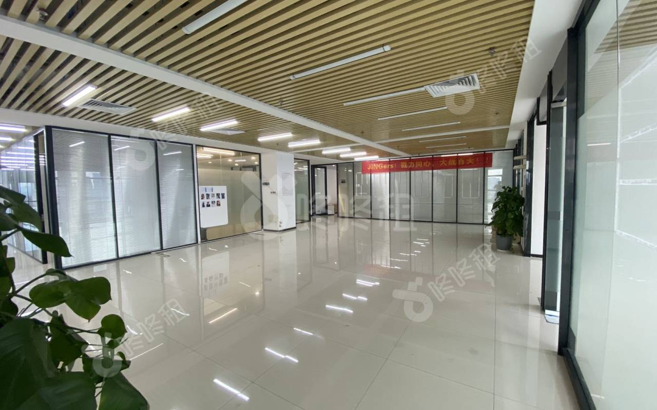 创新大厦_818平_精装_前台