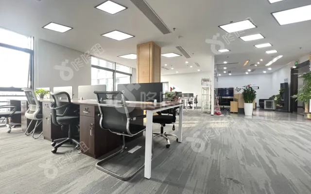 TCL国际E城_650平米_精装_办公室房源出租
