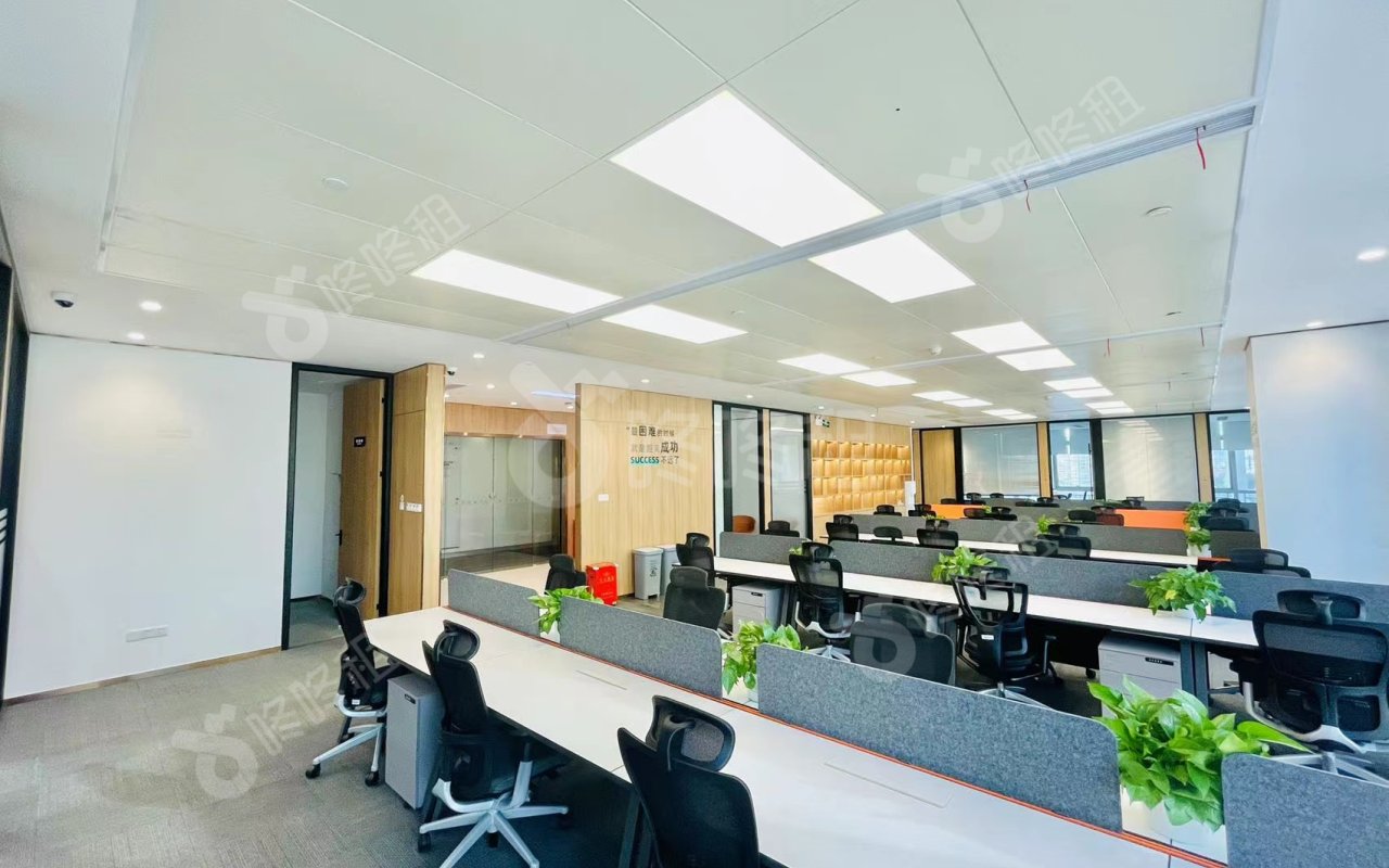 阿里云大厦_392平_精装_办公室开间