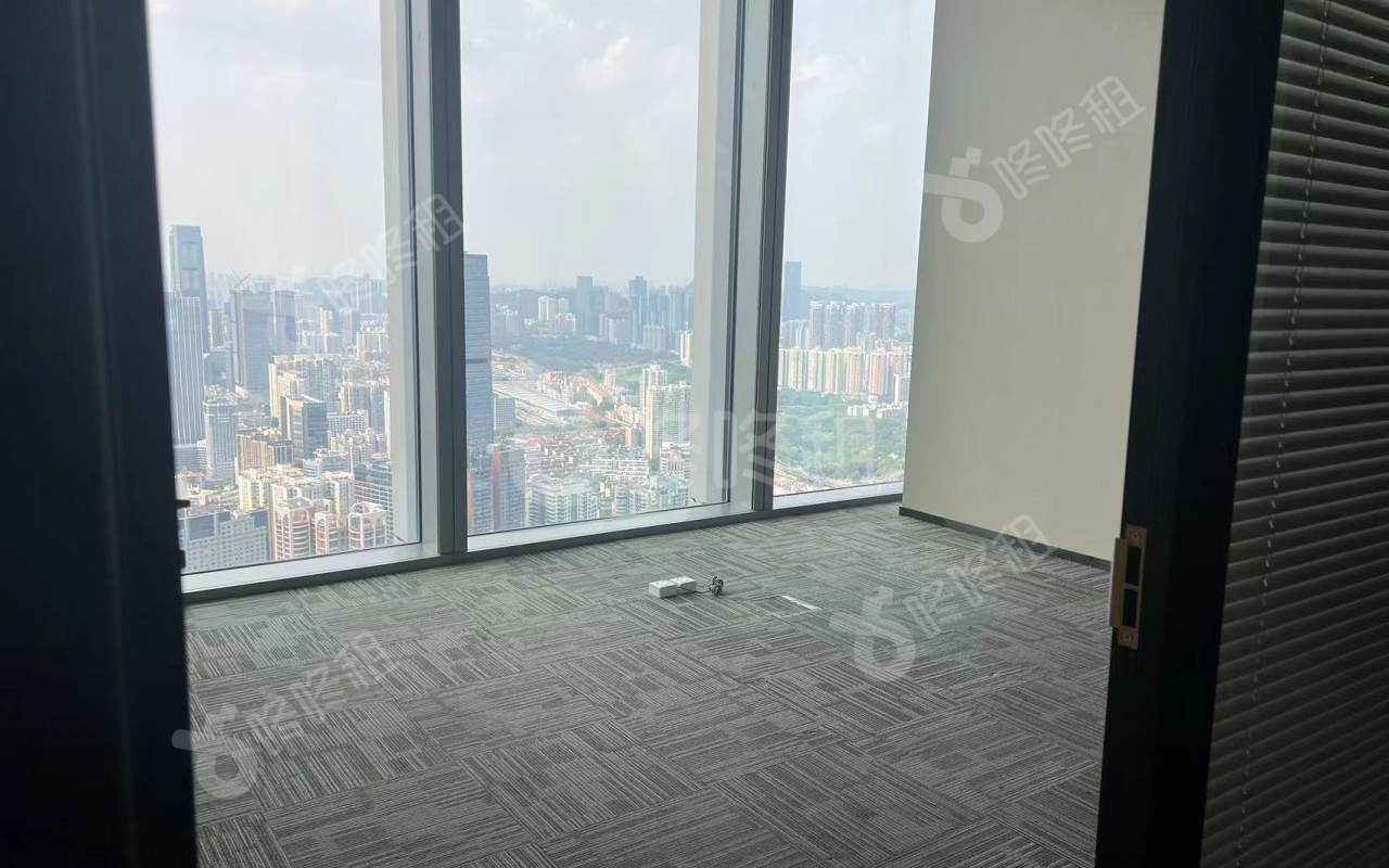 京基100大厦_465平_精装_办公室隔间