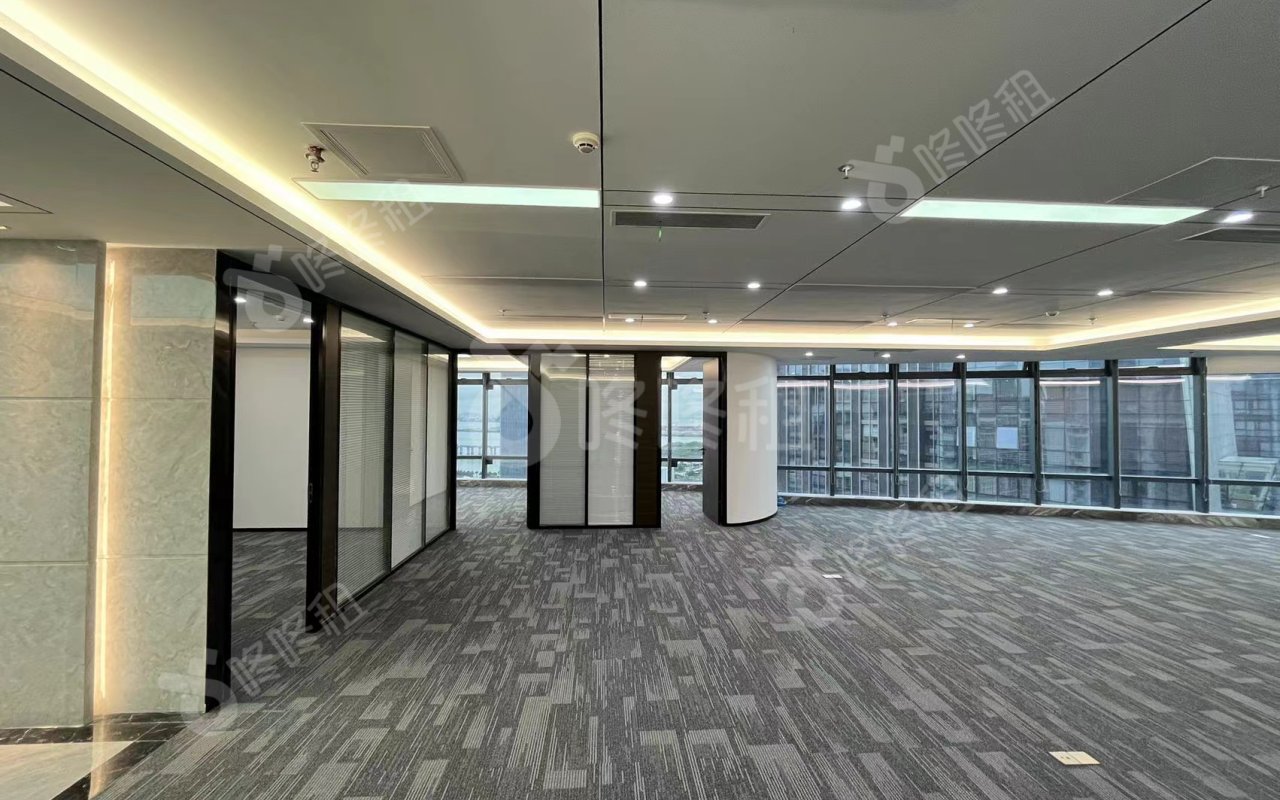 国际西岸商务大厦_245平_精装_前台