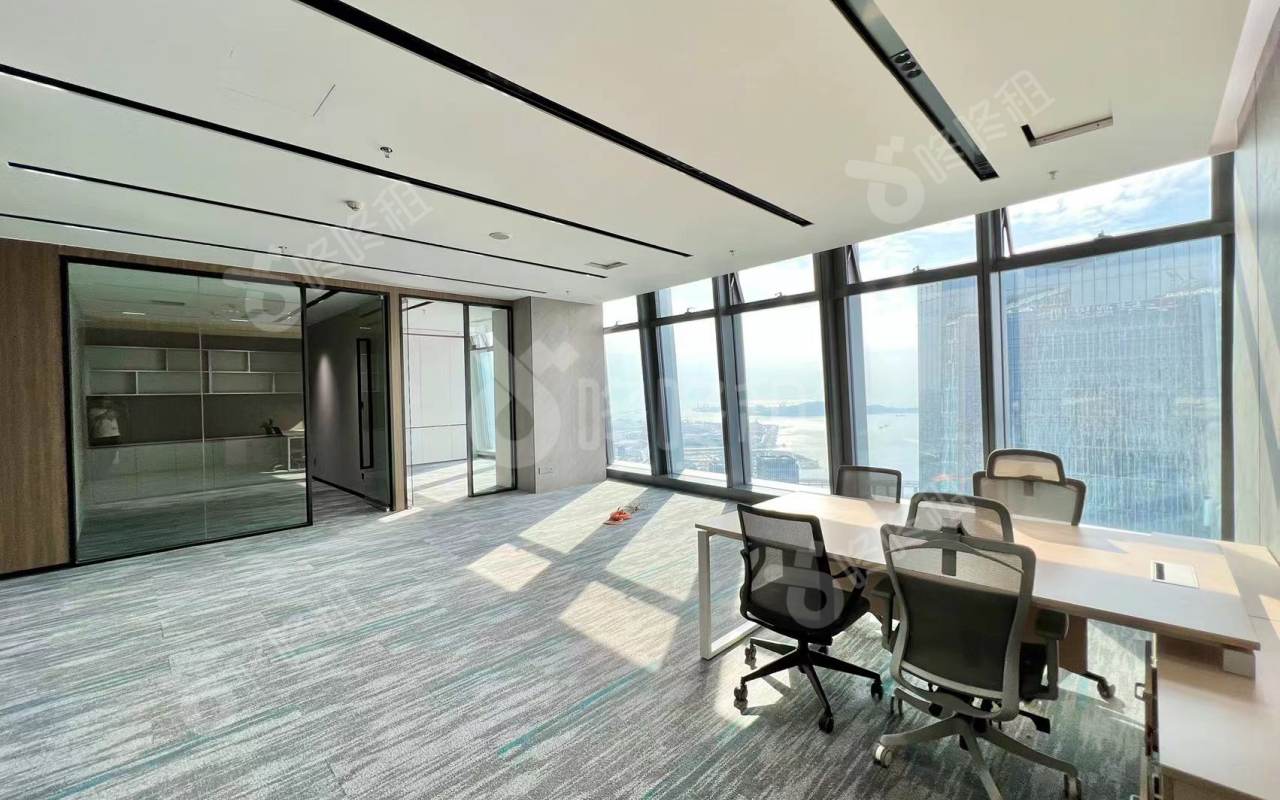卓越前海壹号_375平_精装_办公室开间