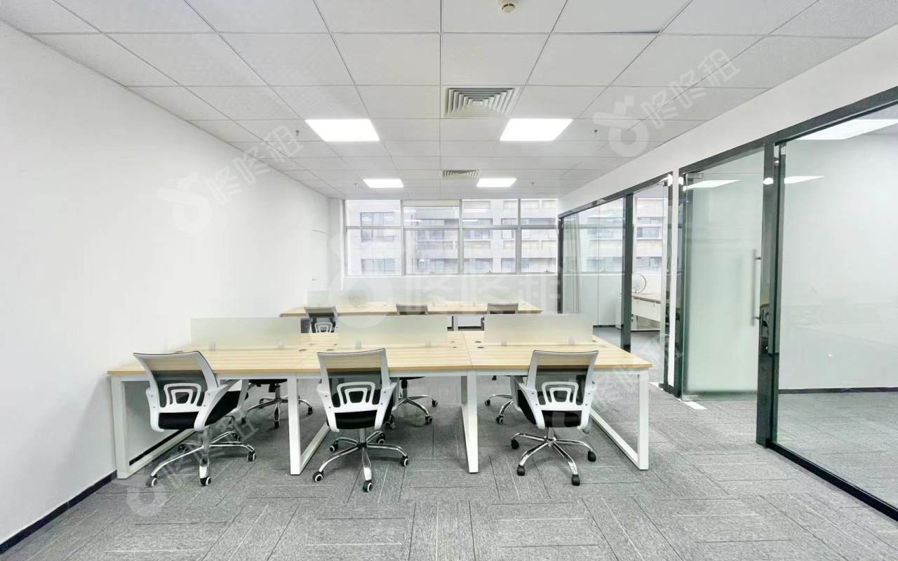 惠恒大厦_165平_精装_办公室开间