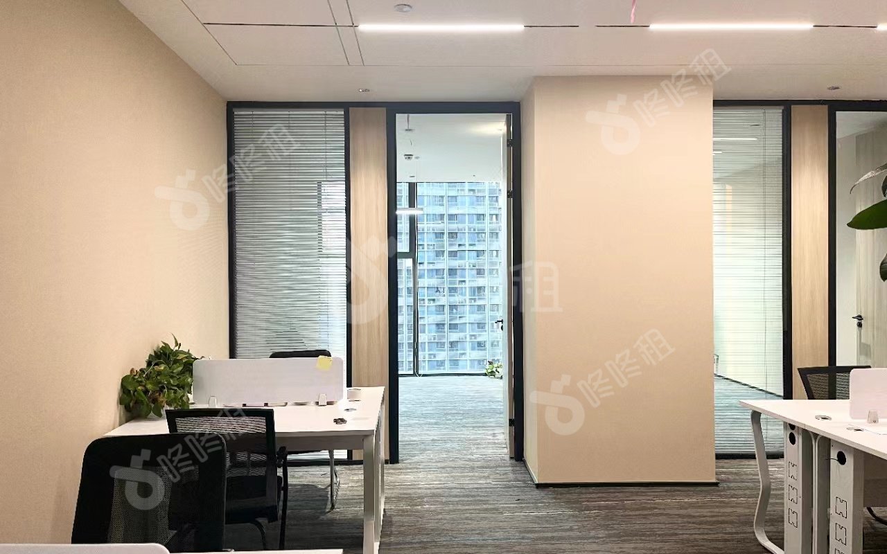 前海香缤国际金融中心_153平_精装_办公室开间