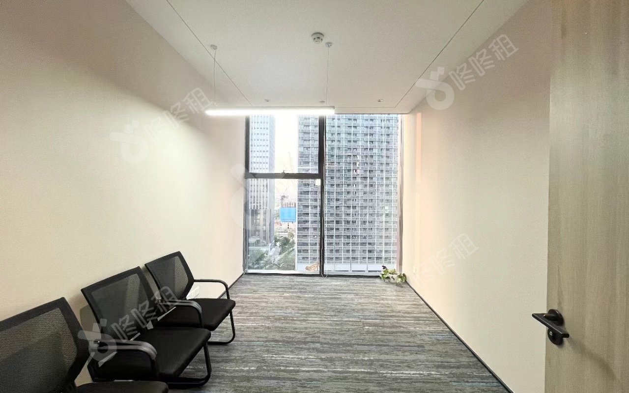 前海香缤国际金融中心_153平_精装_办公室隔间