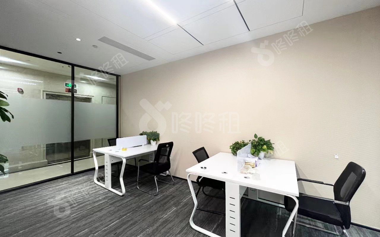 前海香缤国际金融中心_153平_精装_办公室开间