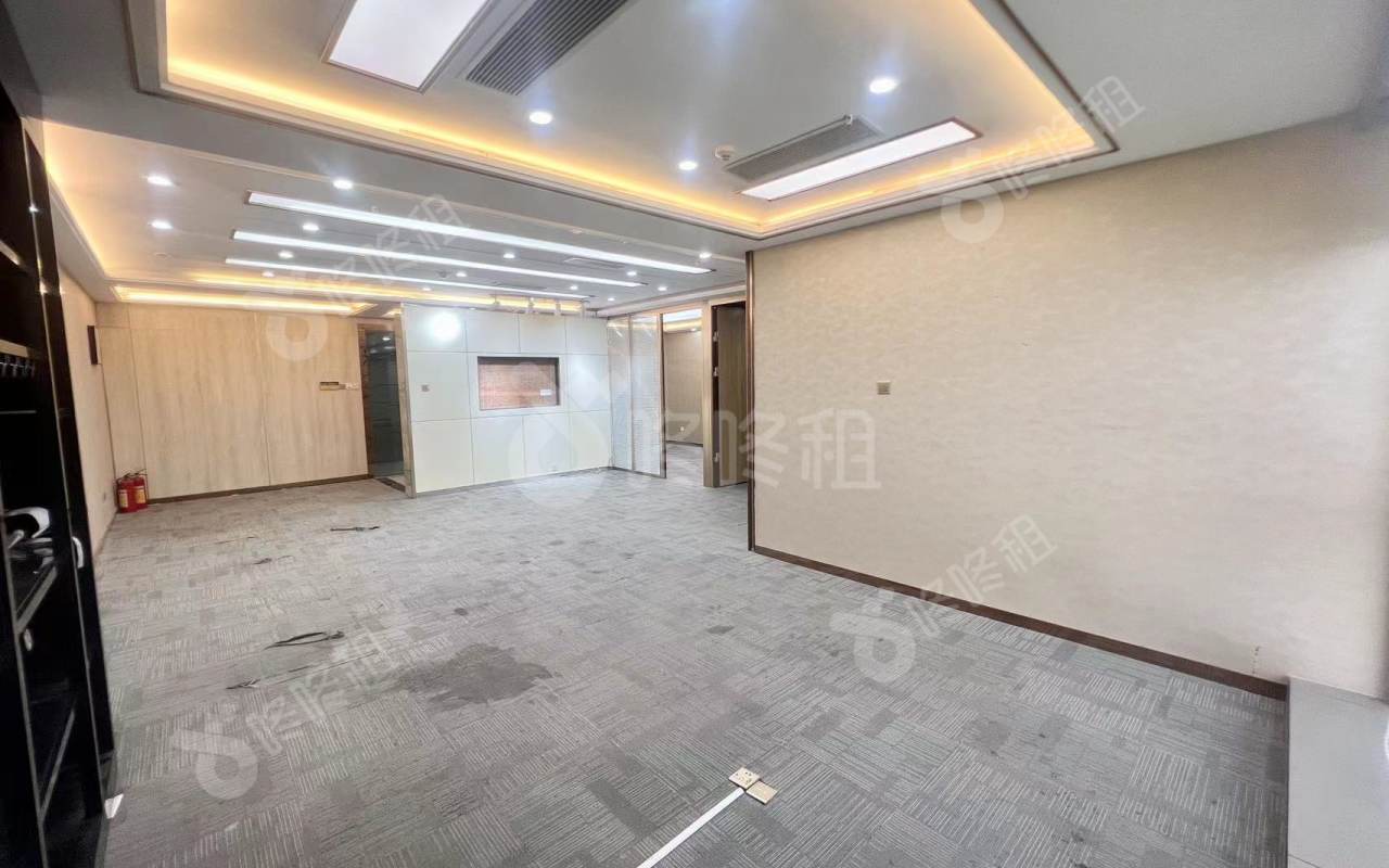 国际商会大厦_198平_精装_办公室开间