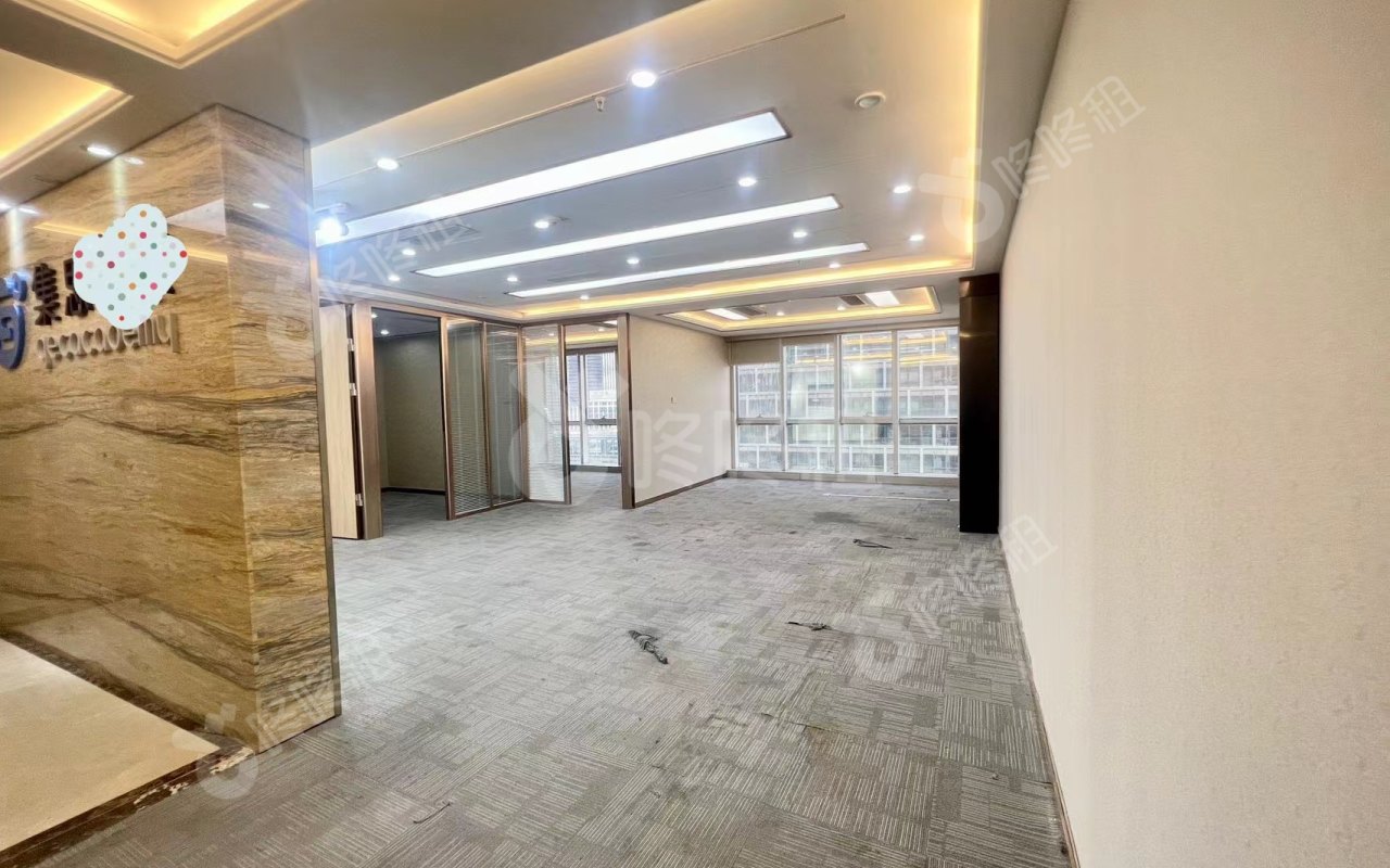 国际商会大厦_198平_精装_办公室开间