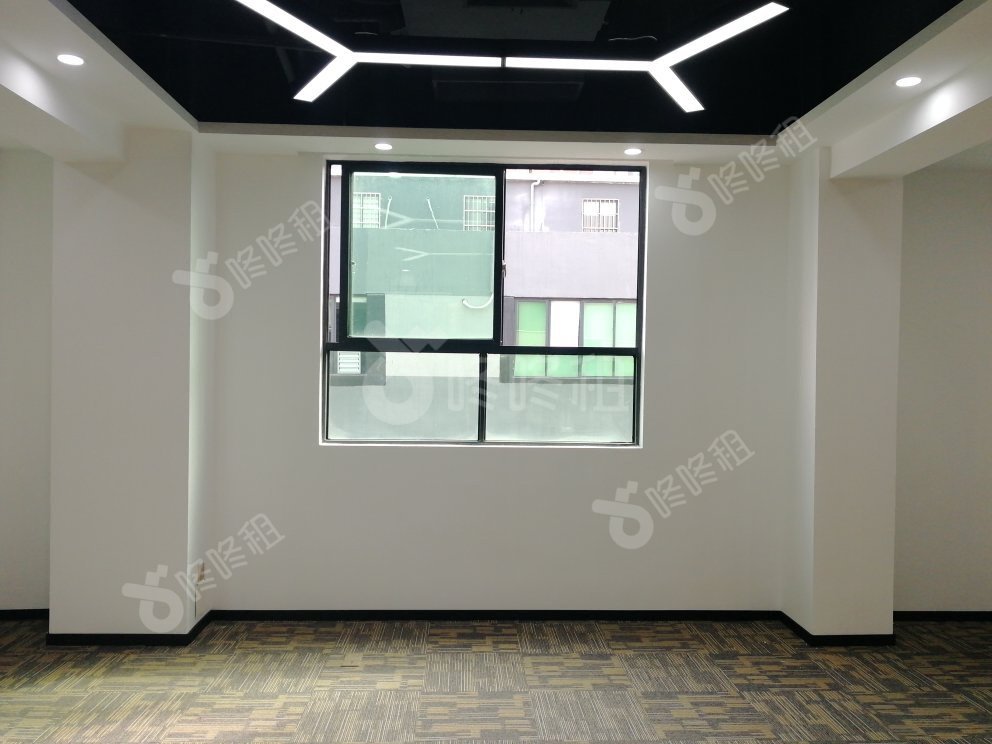 大学城创客小镇_225平_豪装_未分类