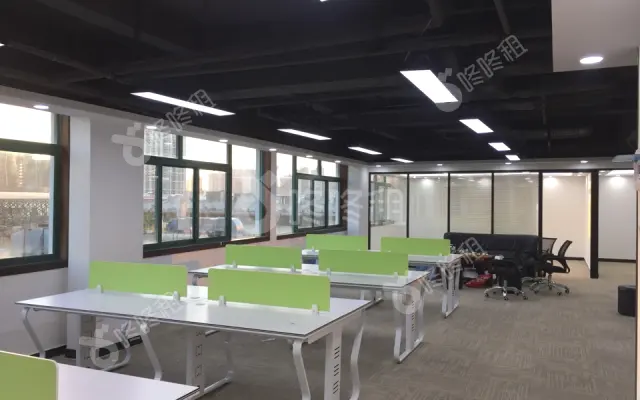 东物商业大厦_132平_精装_办公室房源出租