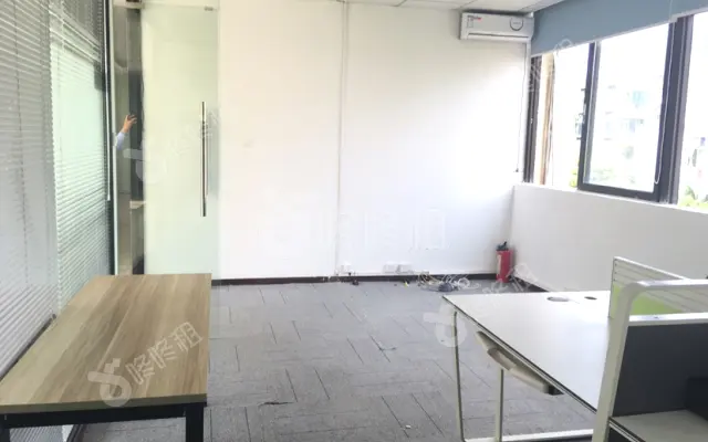 沛鸿大厦_100平米_精装_办公室房源出租